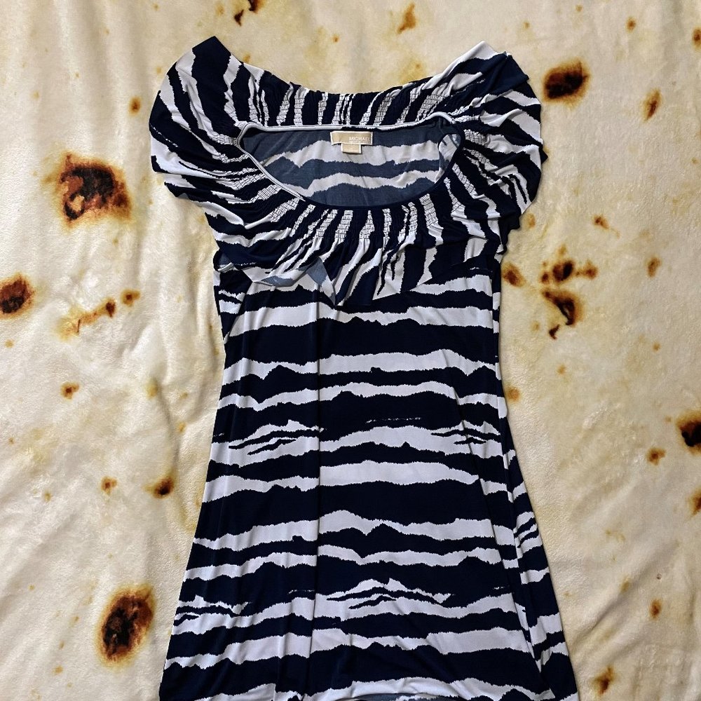 Michael Kors dress color black size L used
